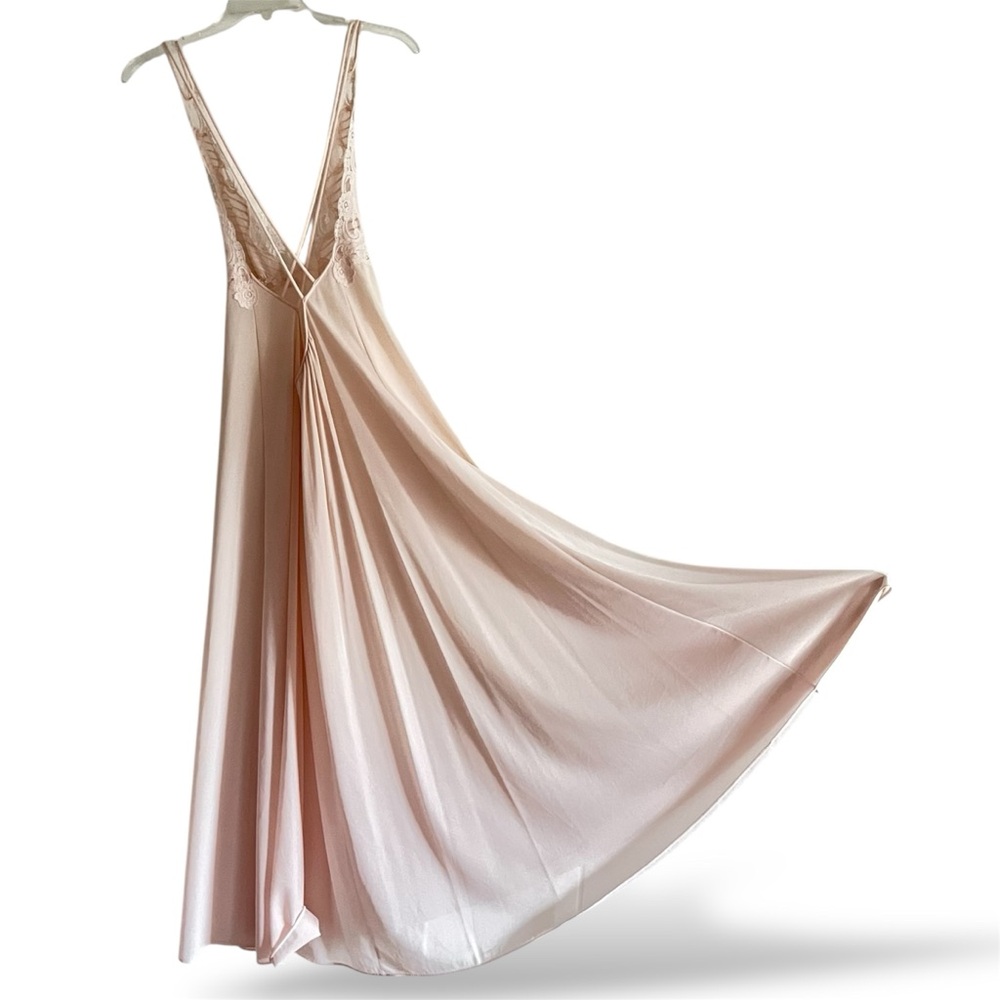 Pink Champagne & Lace Ethereal 70s Vtg Cinderella Slip-Dress Full Princess Swoop